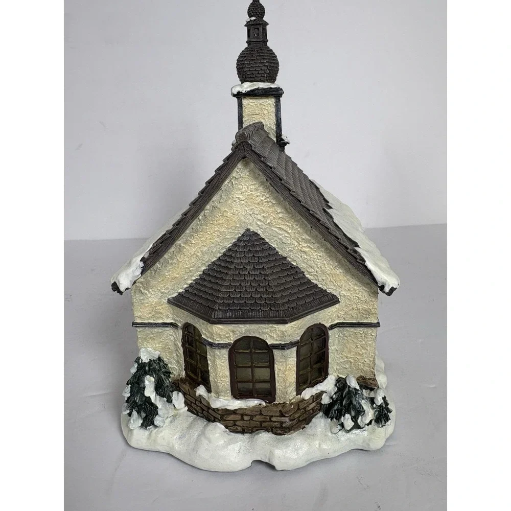 Berta Hummel Holy Night Chapel Hawthorne Village Christmas Village Church w/ COA